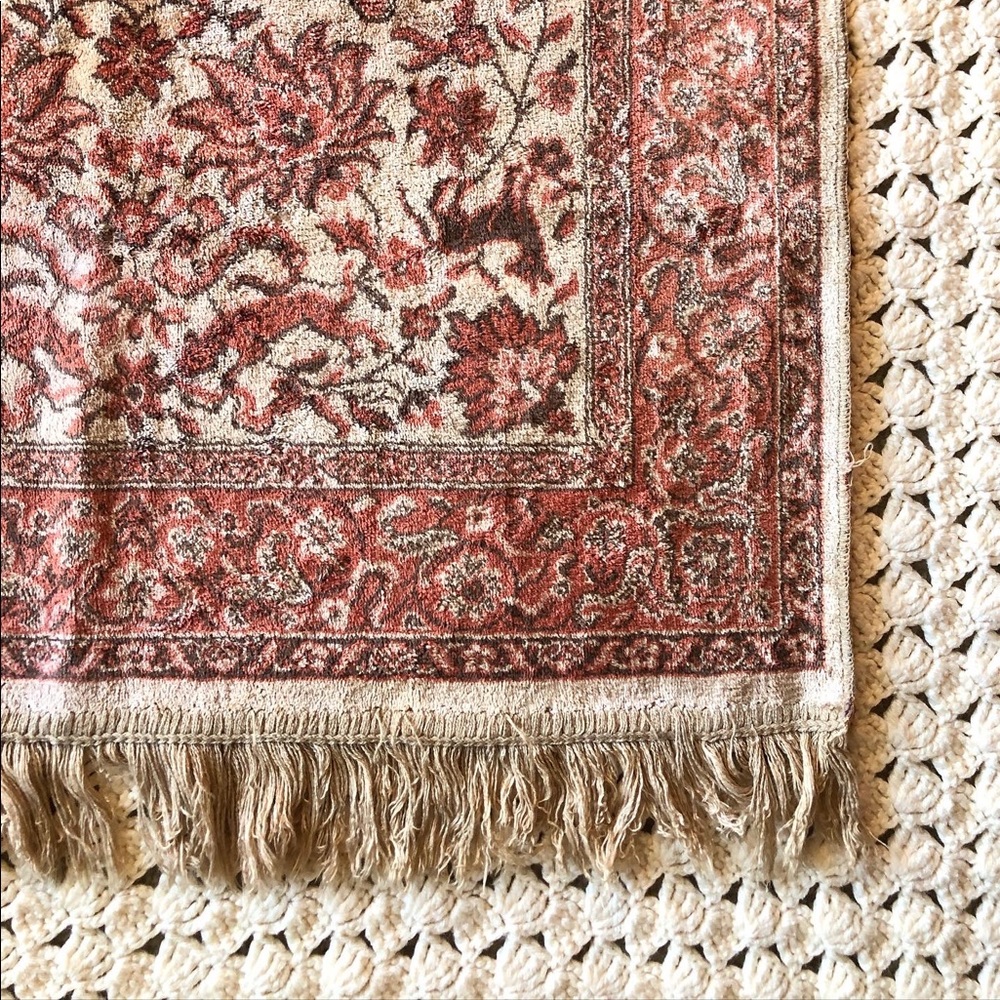 Vintage Throw Rug - Picture 4 of 4